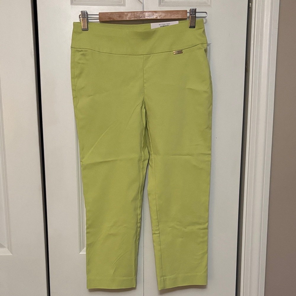 INC International Concepts Harvest Pear Green Capri Pants